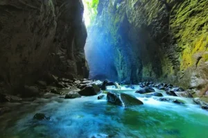 Air Terjun Ibun Pelangi, Air Terjun yang Berjuluk Grand Canyonnya Majalengka