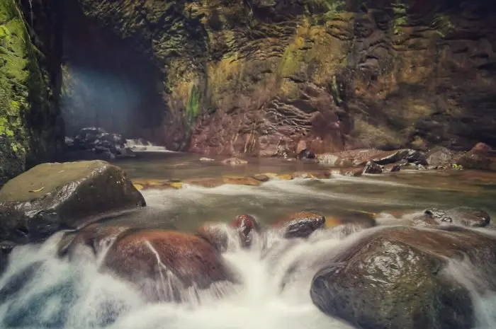 Alamat dan Rute Menuju Lokasi Air Terjun